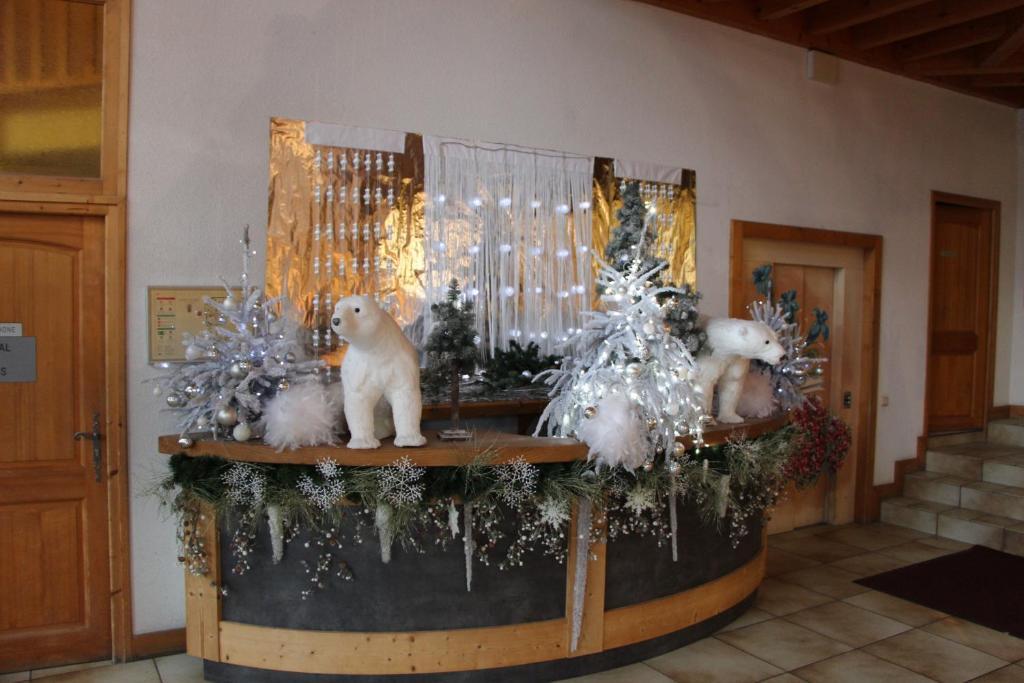 Hotel Club Le Cret Морзин Екстериор снимка